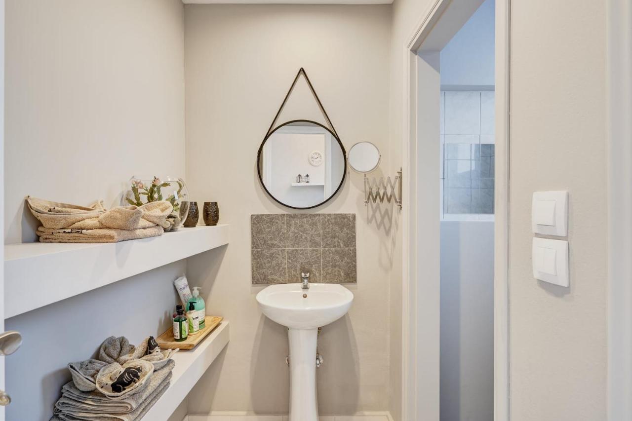 Old Town Luxury Velvet Apartment Rhodes City Exterior photo